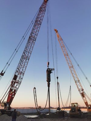 주문 180KW 진동 동력 바닥 공급 진동 말뚝 박기 기계, 침하 감소 및 지지력 증가 용이 online manufacture