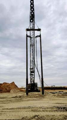 주문 토양 개선 및 돌 기둥 건설을 위한 100KW 모래 진동 기기 online manufacture